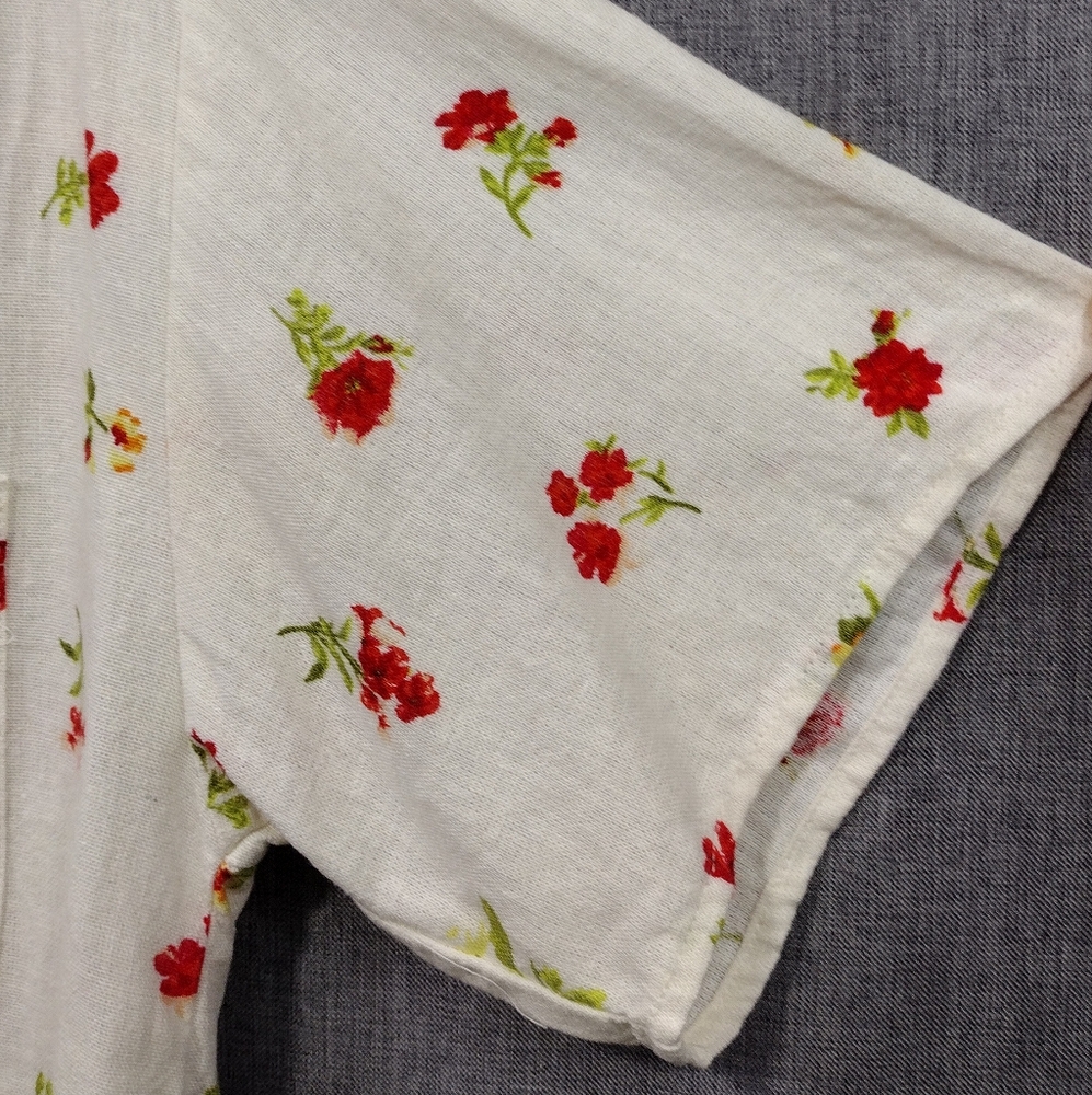 Forever 21 Linen Blend  Floral Button Up Shirt Womens S White Red Cottagecore - Picture 3 of 8